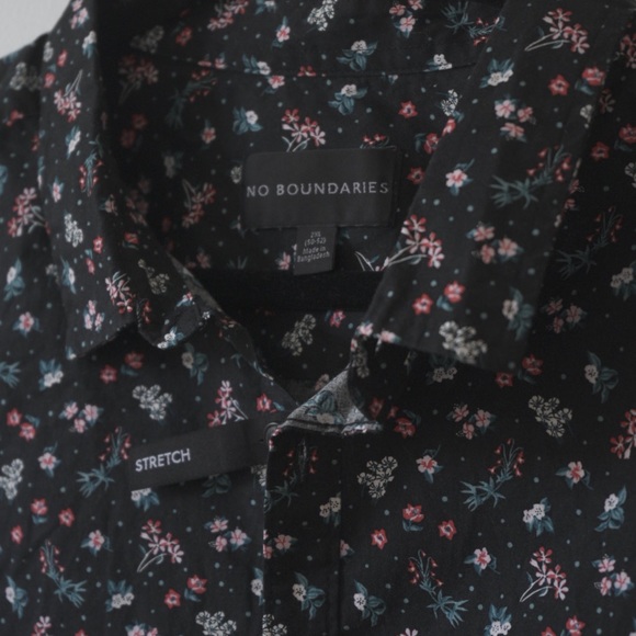 Floral Shirt - No Boundaries 2XL - Picture 5 of 5
